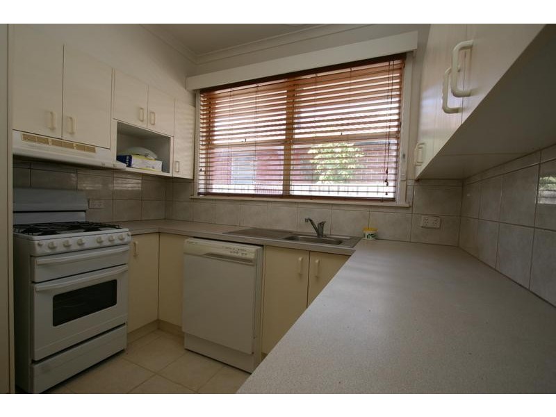9 Ribbon Court, Frankston North VIC 3200