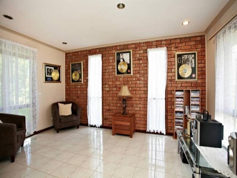 7 Lanena Court, Frankston VIC 3199