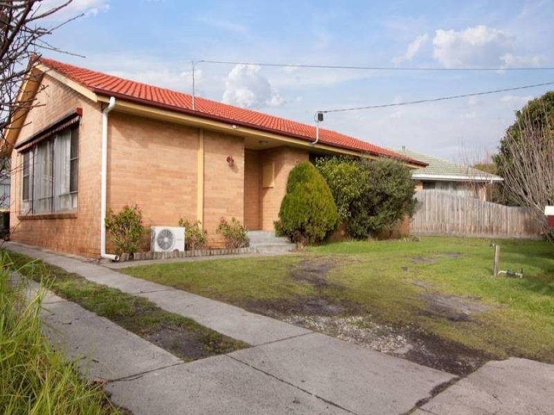 40 Laurina Crescent, Frankston North VIC 3200