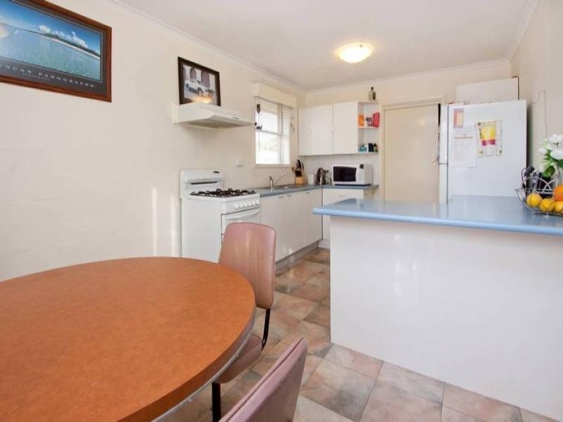 40 Laurina Crescent, Frankston North VIC 3200