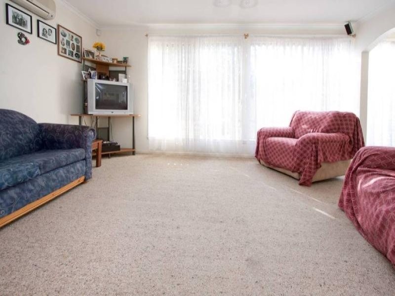 40 Laurina Crescent, Frankston North VIC 3200