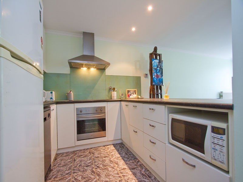 2/267 Nepean Highway, Seaford VIC 3198