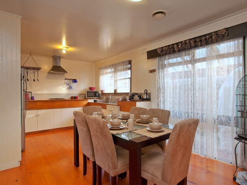 110 Hillcrest Road, Frankston VIC 3199