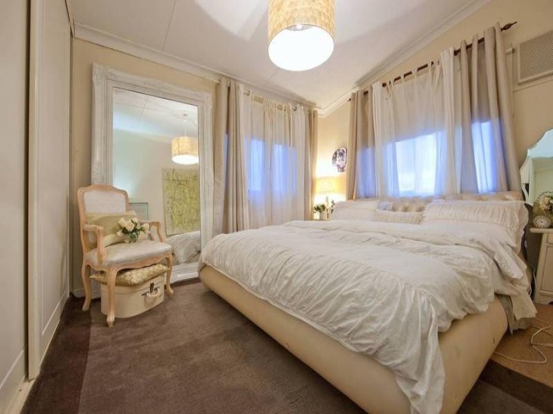 8 Silas Avenue, Frankston VIC 3199