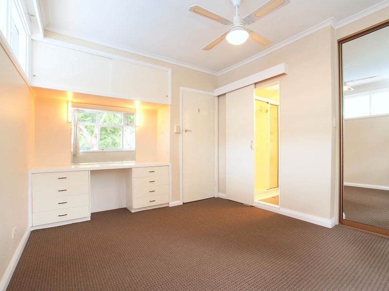 8 Wallace Avenue, Frankston VIC 3199