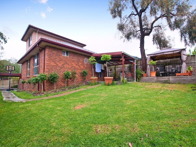 16 Lochaber Avenue, Frankston VIC 3199