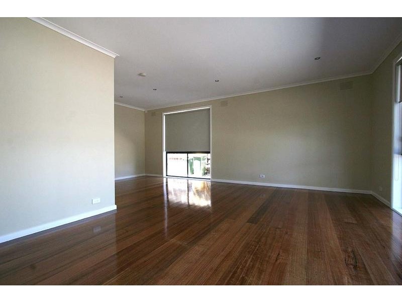 5 Gomi Court, Frankston VIC 3199