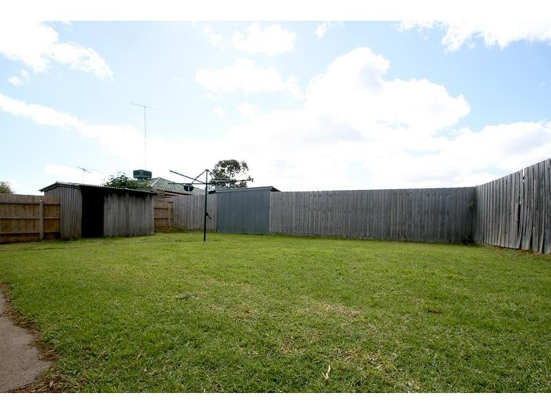 16 Gardenia Crescent, Frankston North VIC 3200