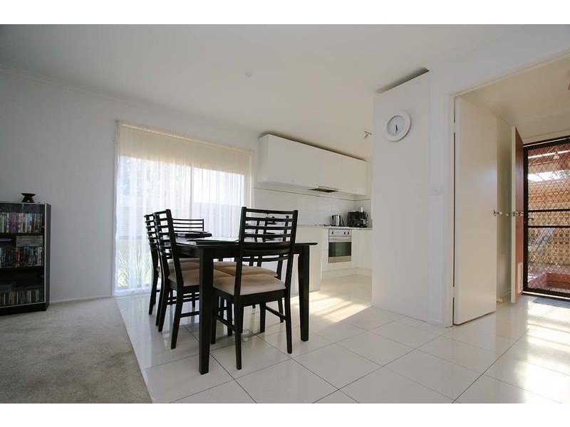 1/7-9 Bushlark Drive, Carrum Downs VIC 3201