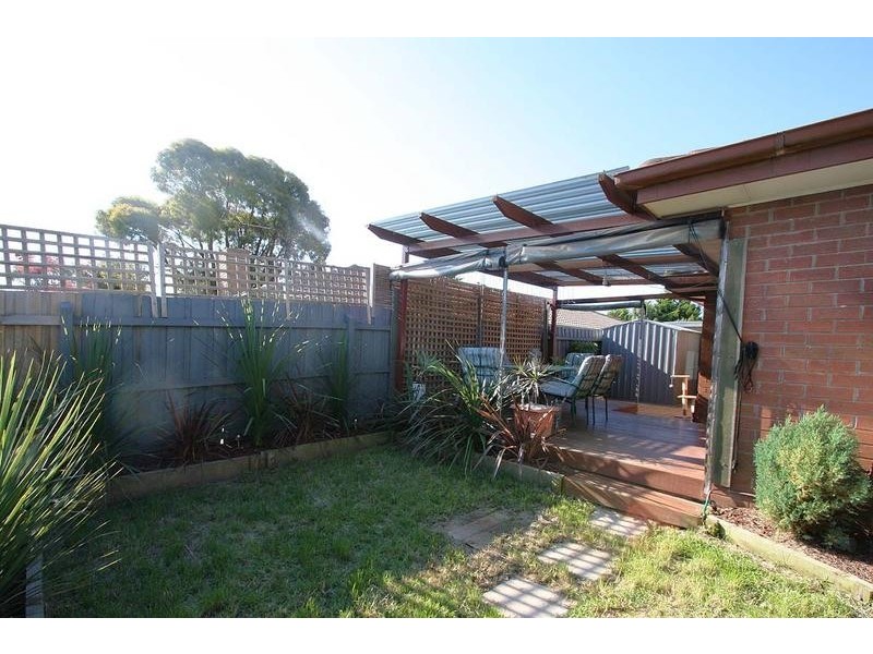 1/7-9 Bushlark Drive, Carrum Downs VIC 3201