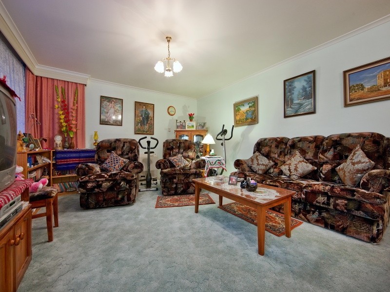 29 Derna Crescent, Frankston VIC 3199