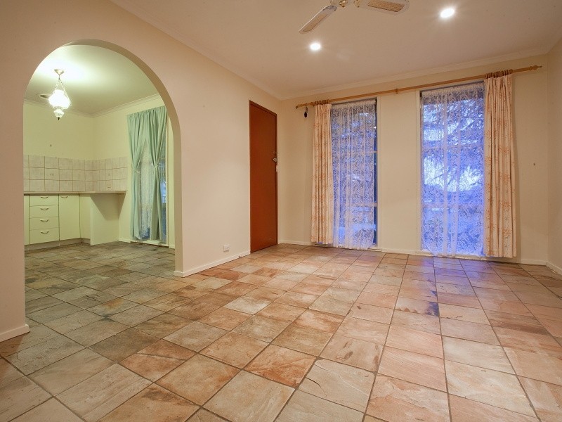 14 Whitewood Street, Frankston North VIC 3200