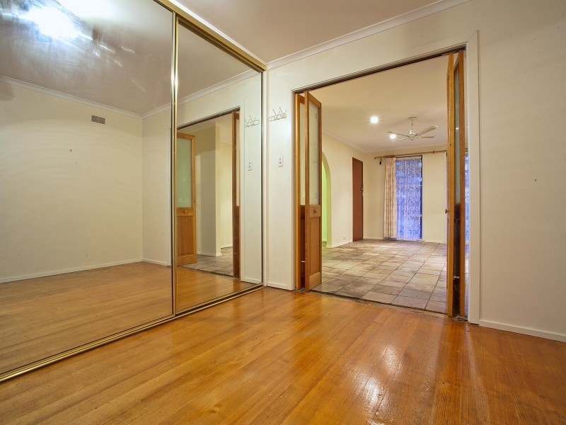 14 Whitewood Street, Frankston North VIC 3200