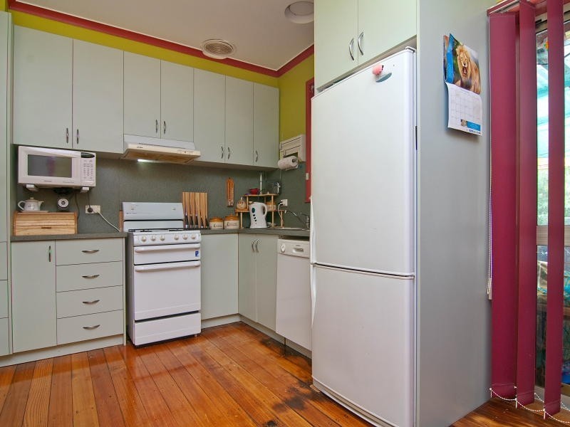 17 Ribbon Court, Frankston North VIC 3200