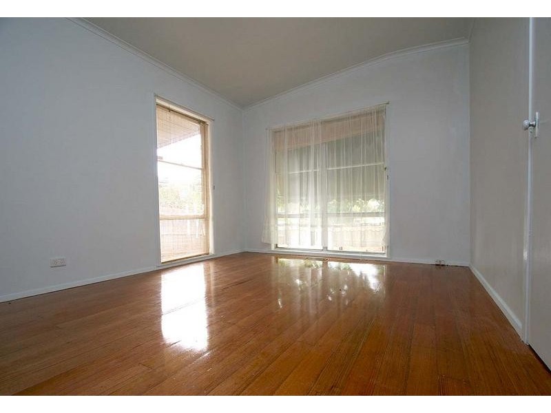 34 Whitewood Street, Frankston North VIC 3200