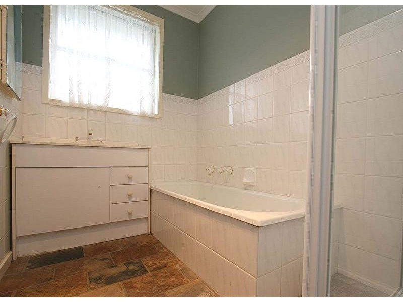 112 Rosemary Crescent, Frankston North VIC 3200