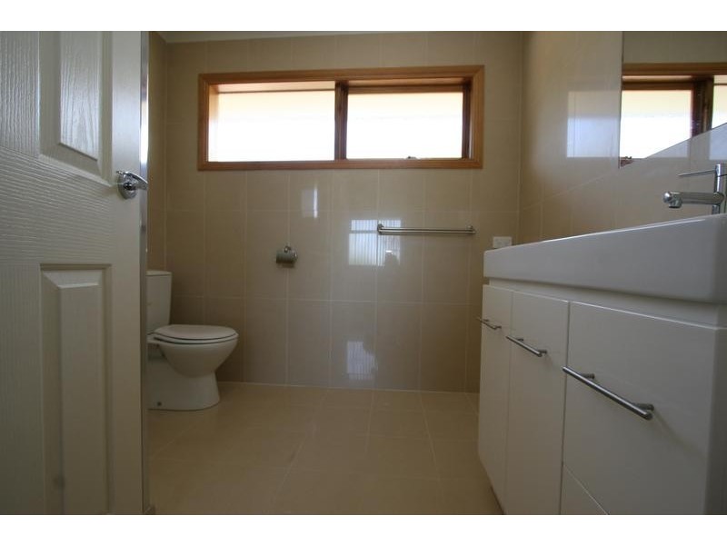 1/8 Ithaca Road, Frankston South VIC 3199