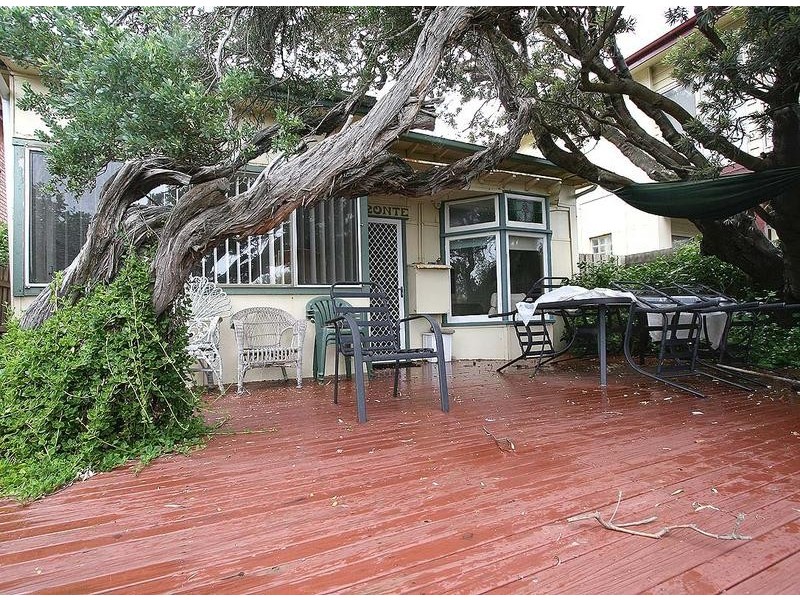 4 Orrong Avenue, Frankston VIC 3199