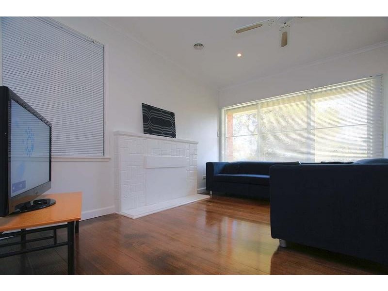 74 Forest Drive, Frankston North VIC 3200