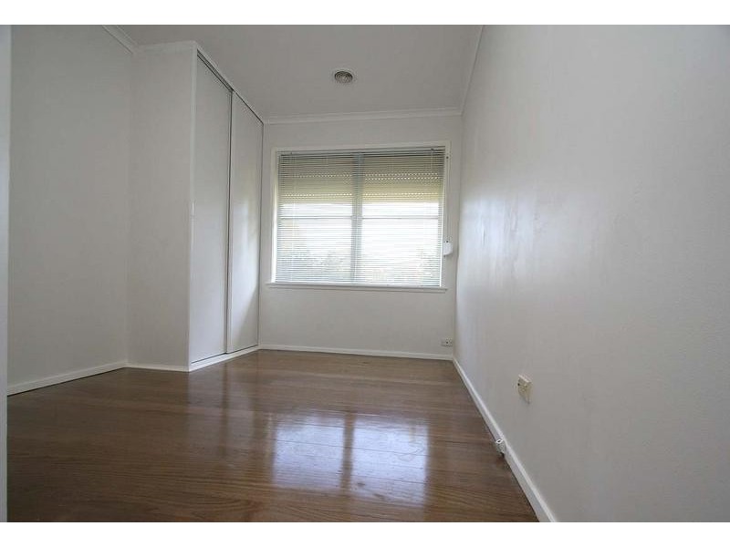 74 Forest Drive, Frankston North VIC 3200