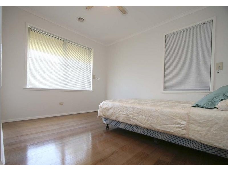 74 Forest Drive, Frankston North VIC 3200