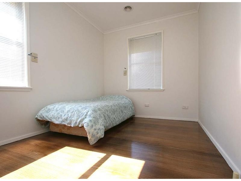 74 Forest Drive, Frankston North VIC 3200