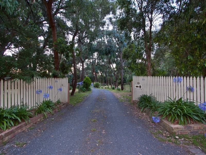 35 Kingston Road, Langwarrin VIC 3910