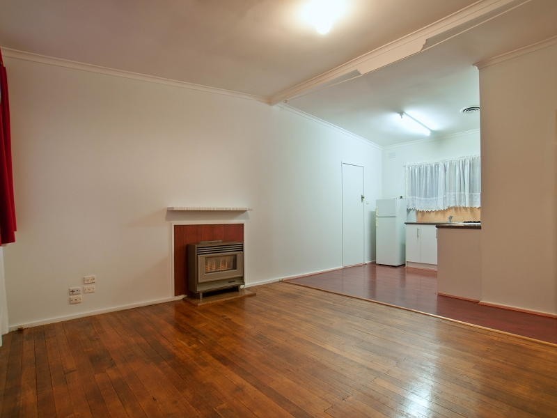 4 Kareela Road, Frankston VIC 3199