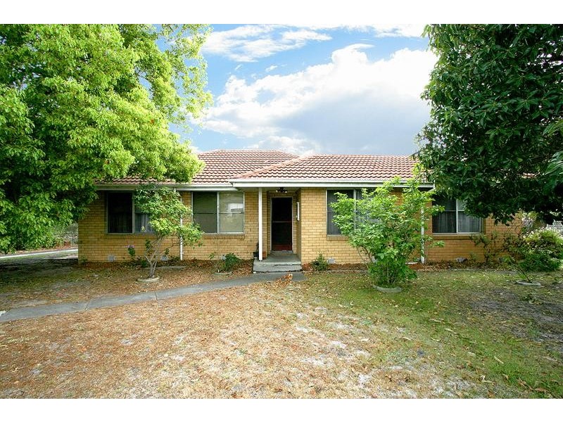 23 Lambert Street, Frankston North VIC 3200