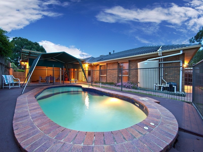 14 Bokissa Drive, Frankston VIC 3199