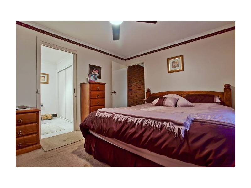 42 Aquarius Drive, Frankston VIC 3199