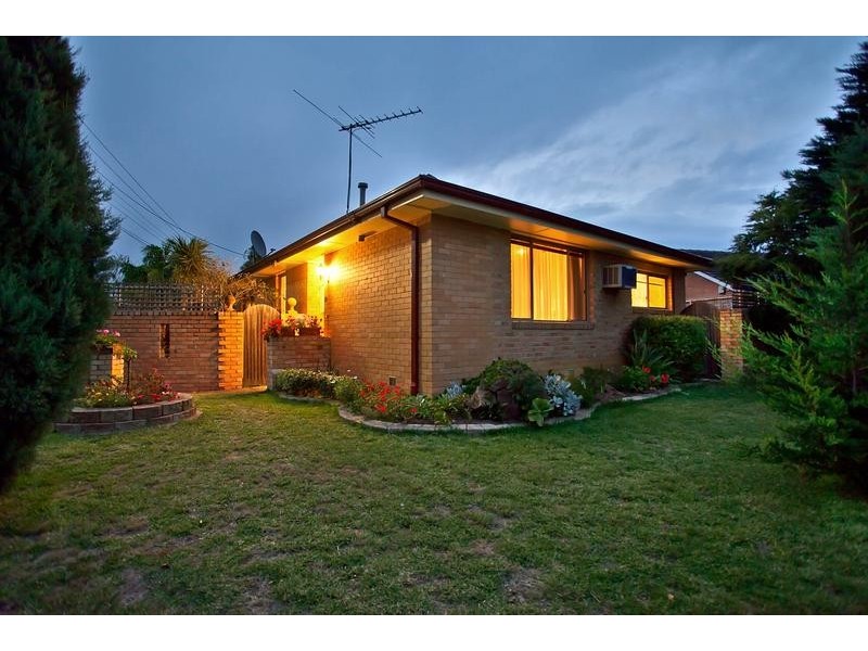 66 Brunning Crescent, Frankston North VIC 3200