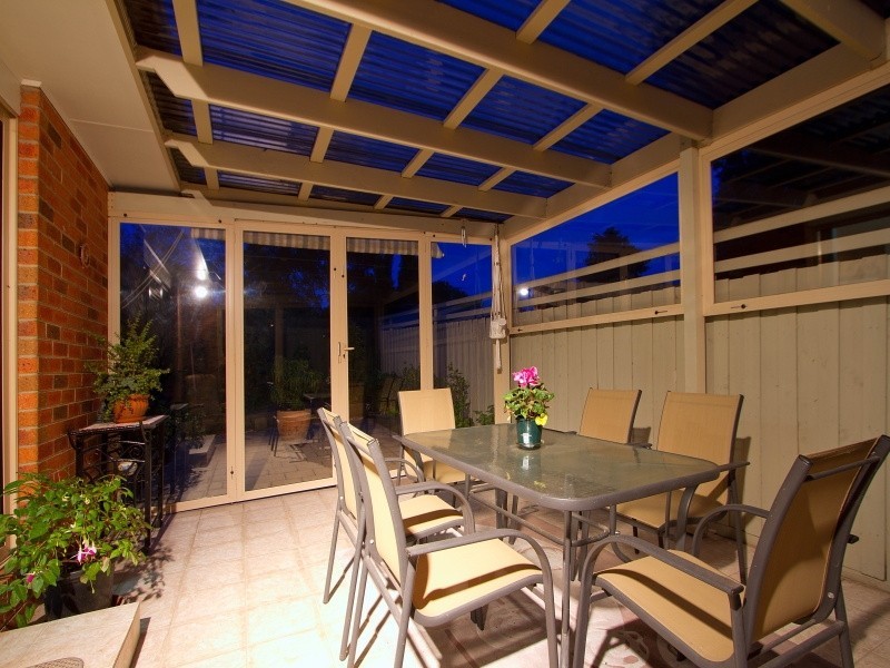 2/12 Vera Street, Frankston VIC 3199