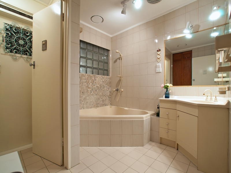 2 Helena Court, Frankston VIC 3199