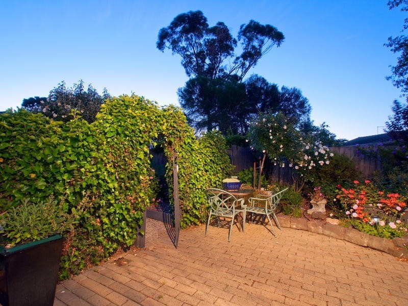 2 Helena Court, Frankston VIC 3199