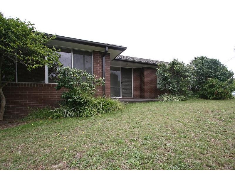 1 Emerson Close, Frankston VIC 3199