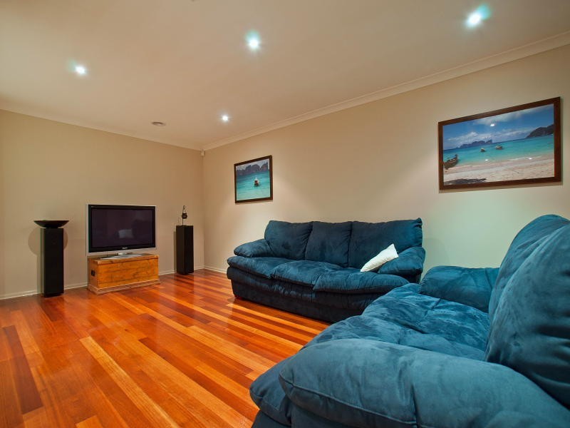 152 Gamble Road, Skye VIC 3977