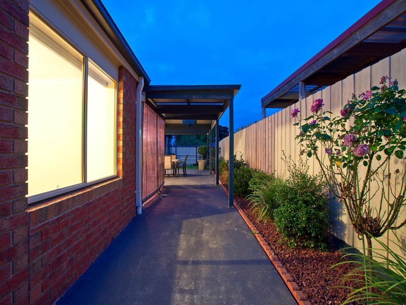 152 Gamble Road, Skye VIC 3977