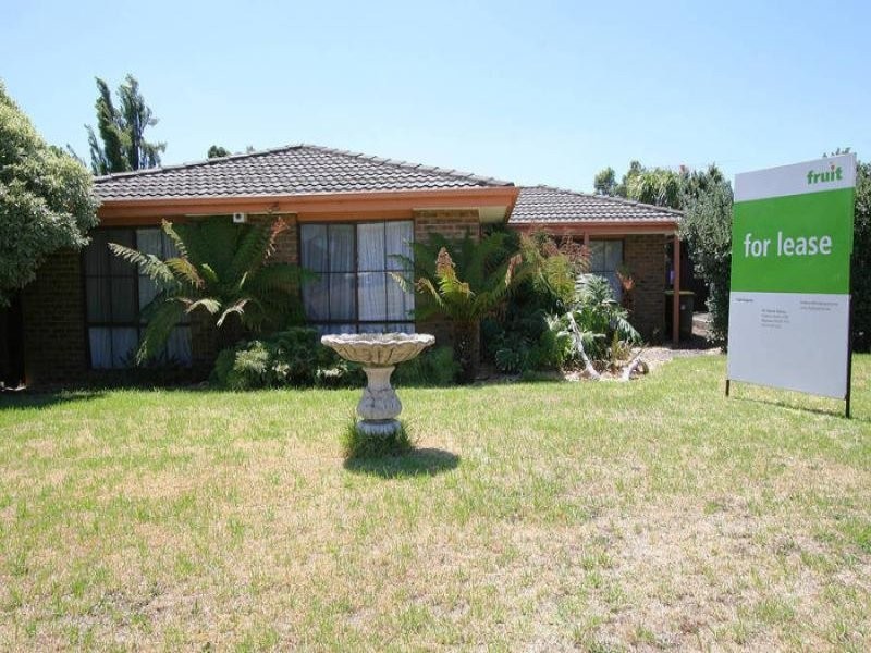 13 Josephina Court, Carrum Downs VIC 3201