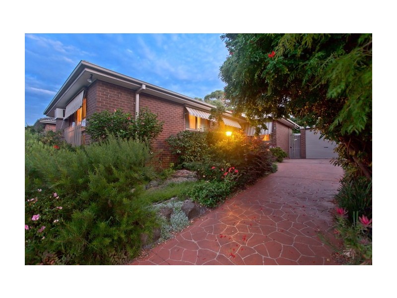 12 Willow Road, Frankston VIC 3199