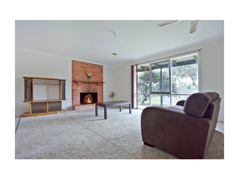 1 Justin Court, Frankston VIC 3199