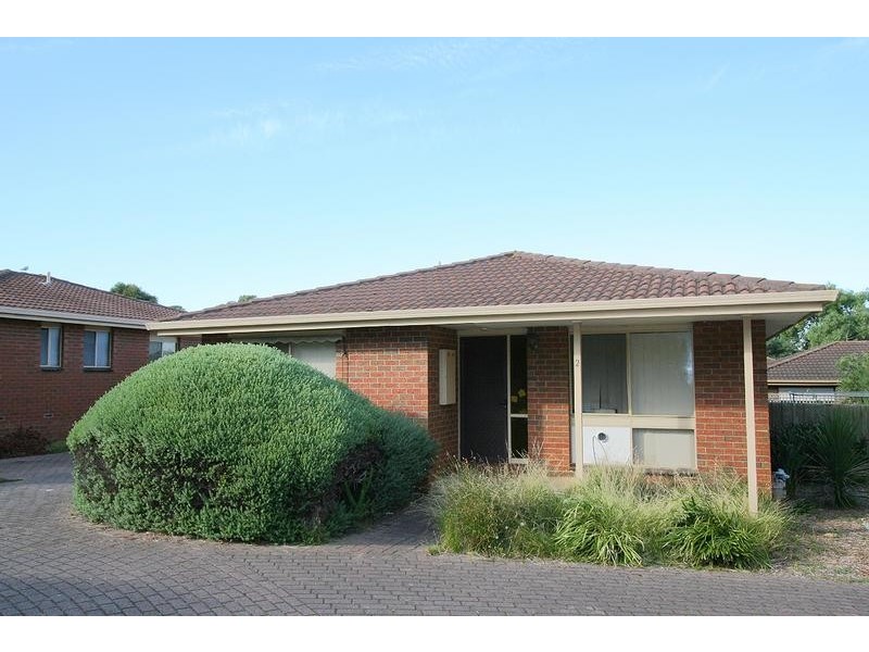 2/15 Napier Street, Mornington VIC 3931