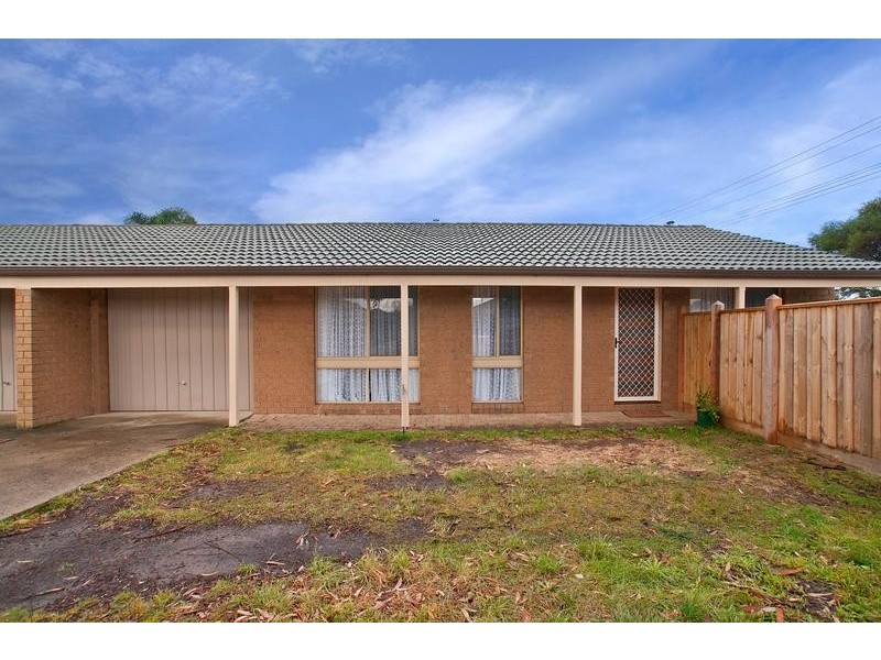 2/14 Spring Street, Hastings VIC 3915