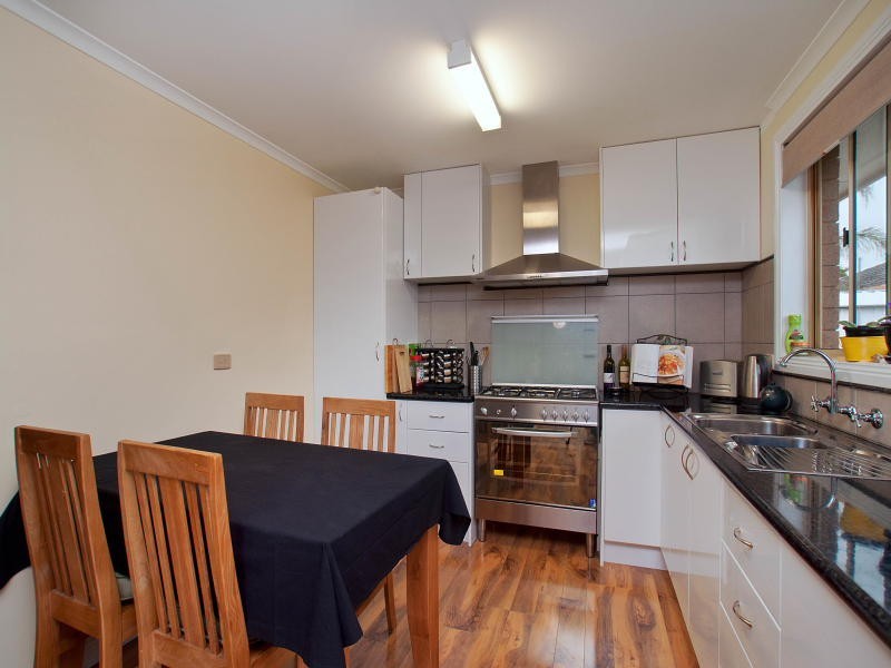 2/14 Spring Street, Hastings VIC 3915