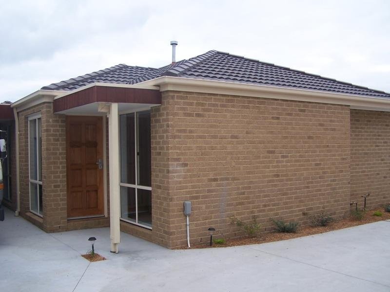 2/33 Orwill Street, Frankston VIC 3199