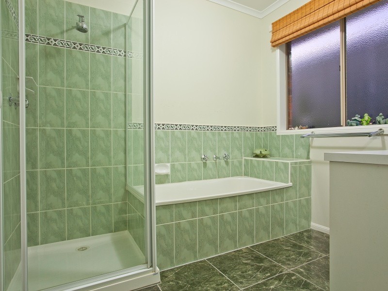 17 Postregna Way, Skye VIC 3977