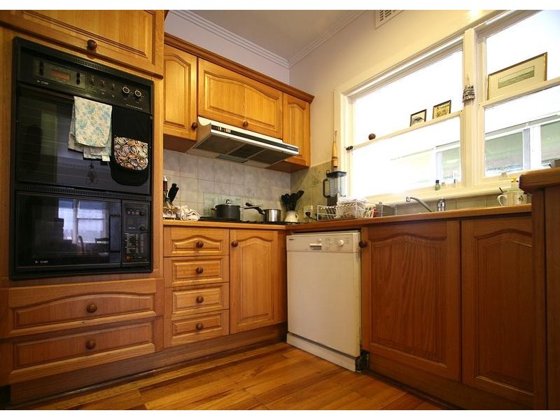 48 Rosslyn Avenue, Seaford VIC 3198