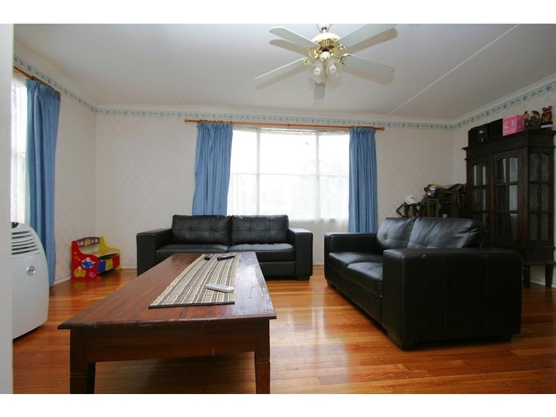97 Monterey Boulevard, Frankston North VIC 3200