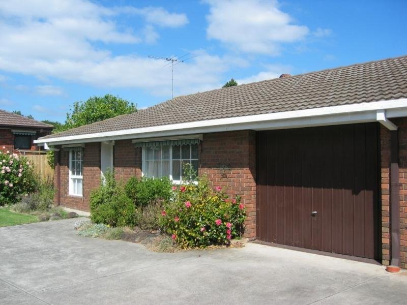 2/31 Cranbourne Road, Frankston VIC 3199