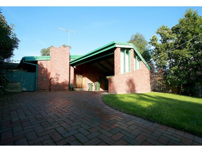 3 Macrosty Court, Frankston VIC 3199